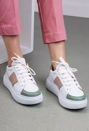 Pantofi albi din piele cu detalii colorate si auriu