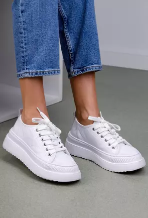 Pantofi albi din piele cu siret
