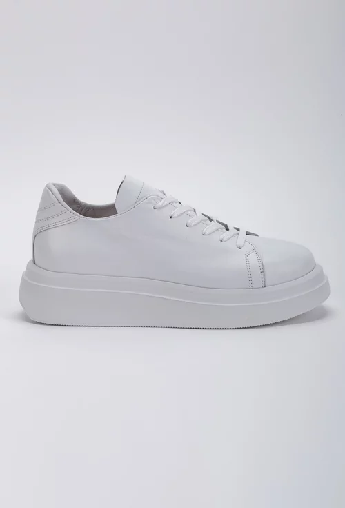 Pantofi casual albi realizati din piele