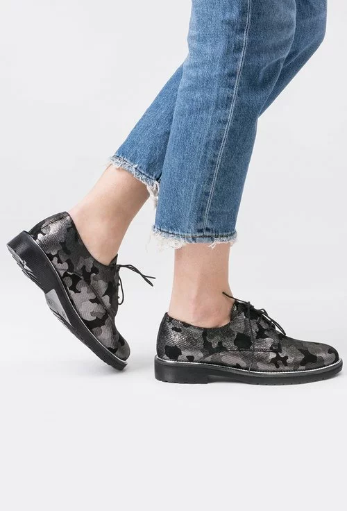 Pantofi Oxford cu imprimeu tip camuflaj, negru cu argintiu din piele naturala Anna