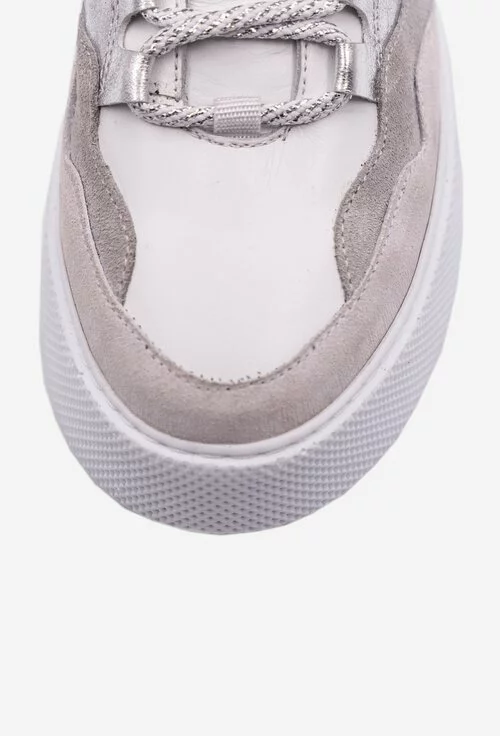 Pantofi sport albi din piele naturala cu detalii gri si argintii
