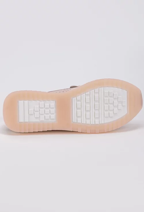 Pantofi stil mocasini roz din piele perforata