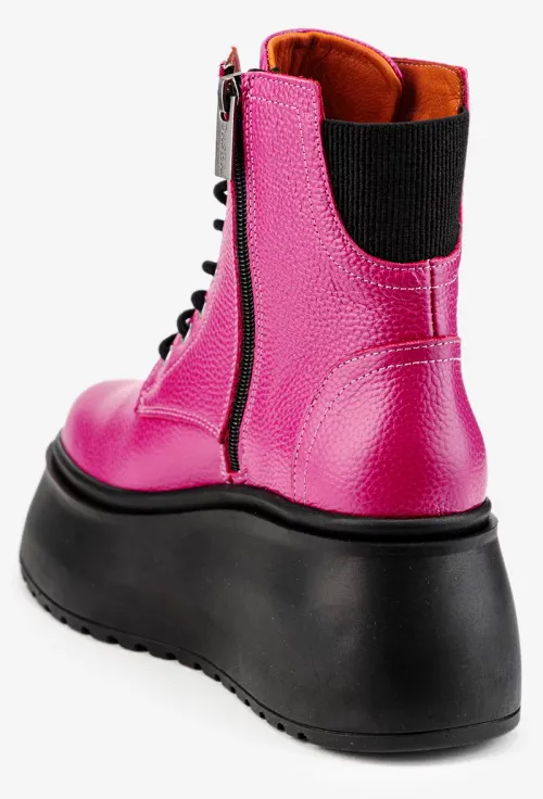 Ghete dama fuchsia din piele texturata cu detalii negre picture - 3