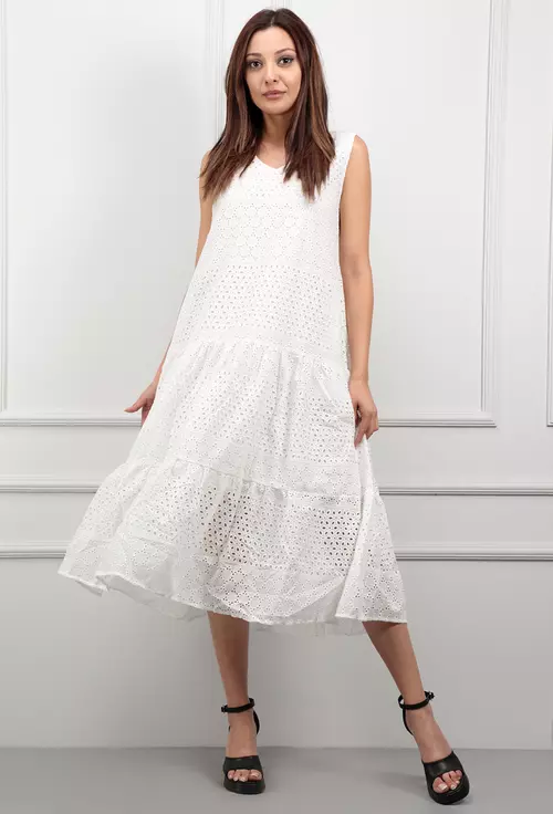 Rochie alba cu model perforat