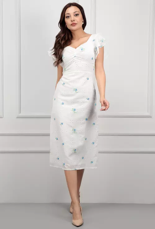Rochie alba presarata cu flori bleu