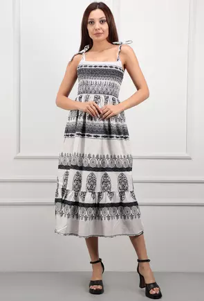 Rochie cu imprimeu alb cu negru si bretele