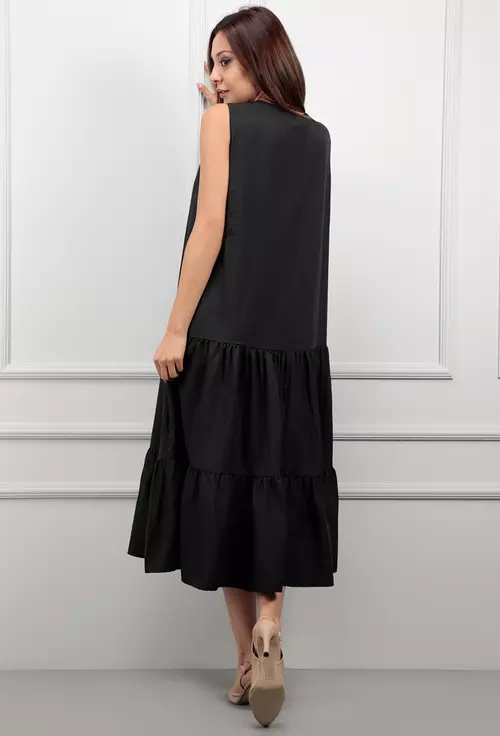 Rochie neagra cu volane late