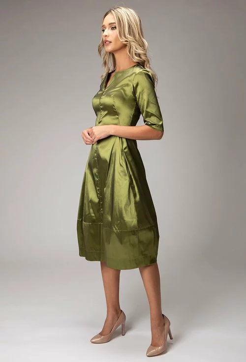 Rochie verde cu buzunare si fermoar in partea din fata
