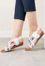 Sandale albe din piele naturala cu imprimeu floral colorat Mandy