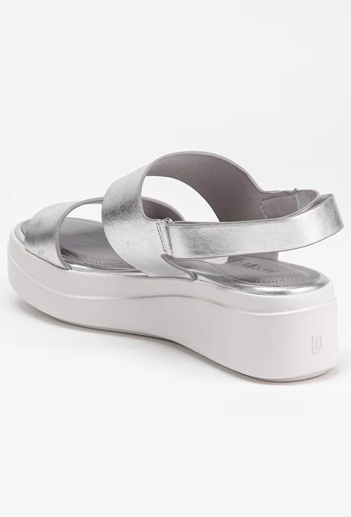 Sandale argintii din piele cu prindere velcro