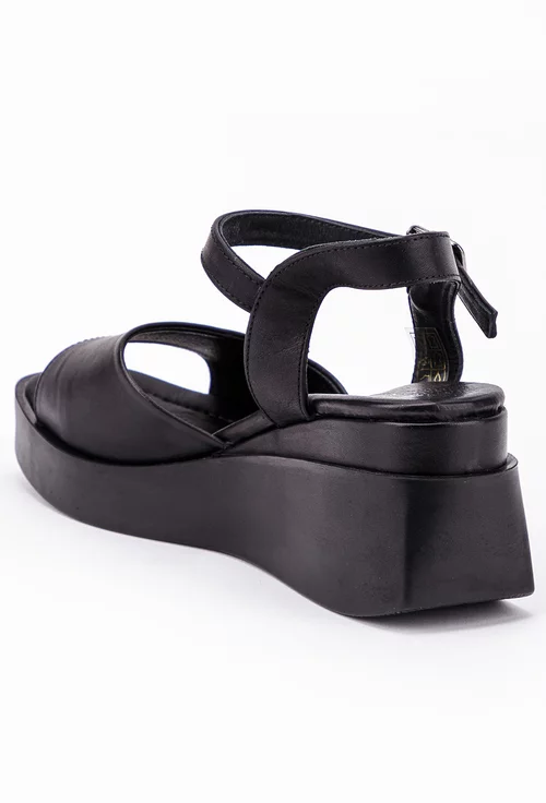 Sandale cu platforma din piele box neagra