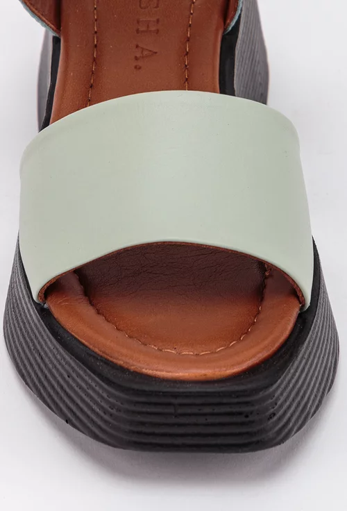 Sandale din piele nuanta verde deschis cu talpa ortopedica