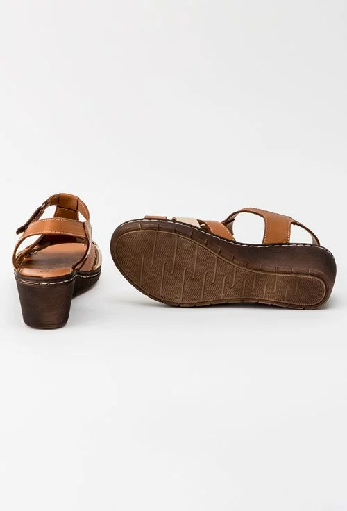 Sandale maro cu platforma din piele naturala Anisia