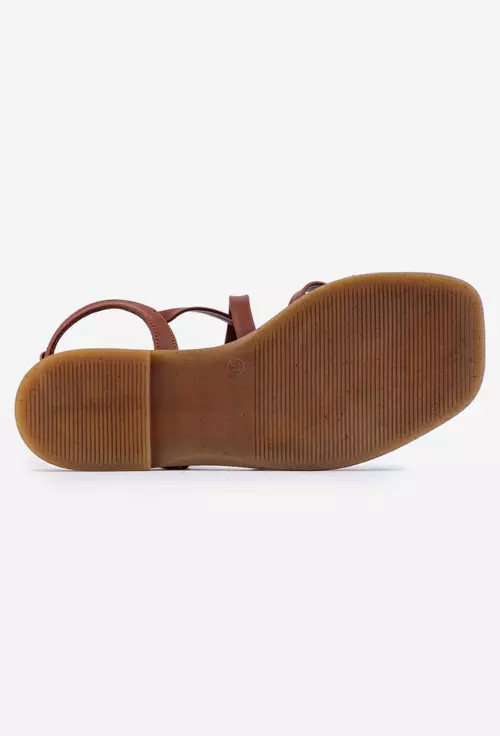 Sandale maro din piele cu varful patrat