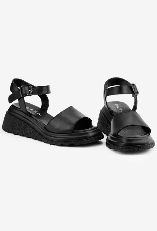 Sandale negre din piele cu inchidere catarama