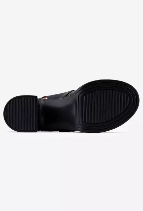 Sandale negre din piele cu platforma