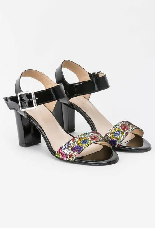 Sandale negre din piele naturala cu imprimeu floral colorat Rania
