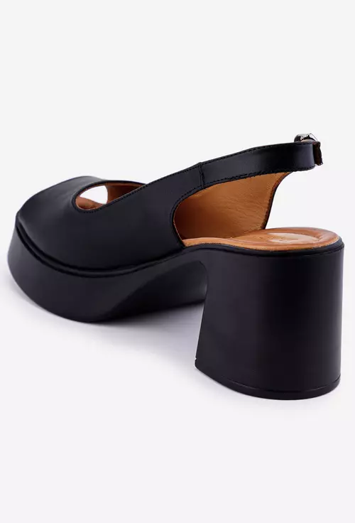 Sandale negre realizate din piele cu platforma