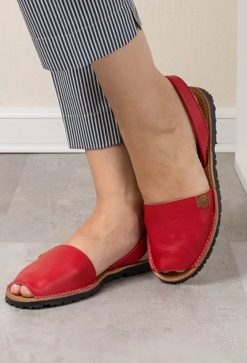 Sandale rosii din piele naturala Yadira