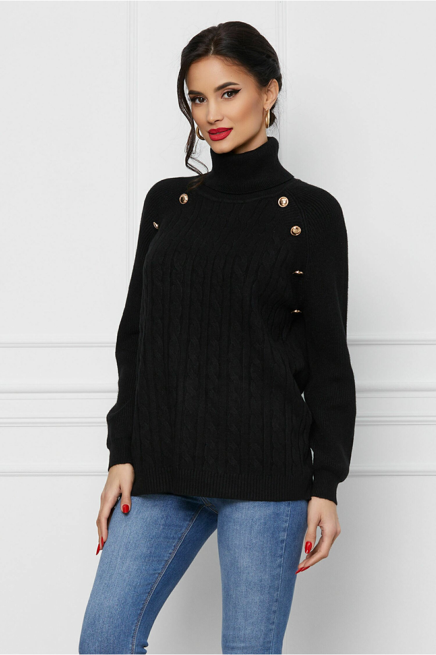 Bluza Anda neagra cu nasturi decorativi