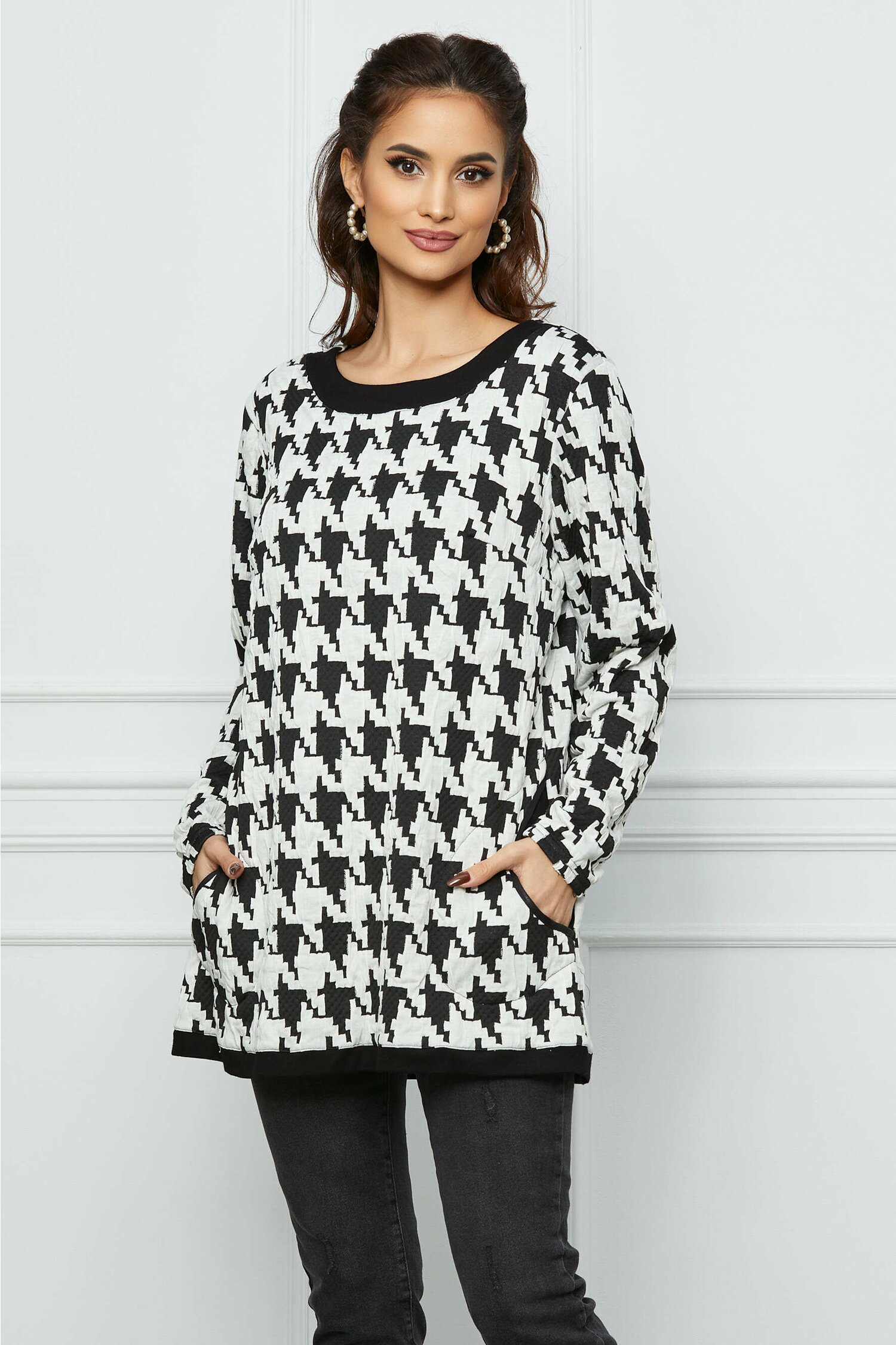 Bluza Aria cu imprimeu alb-negru