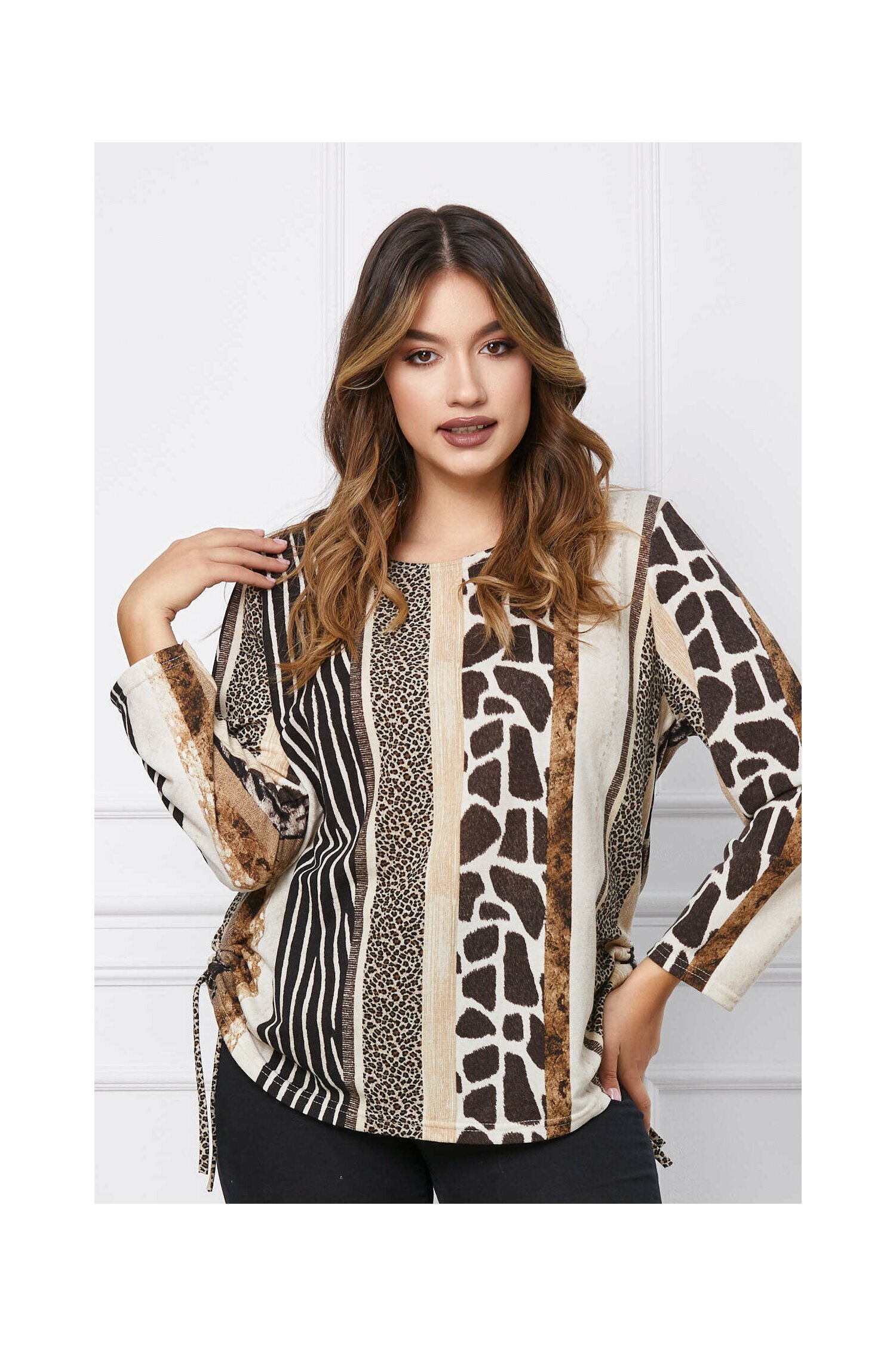 Bluza Doina bej cu dungi si animal print