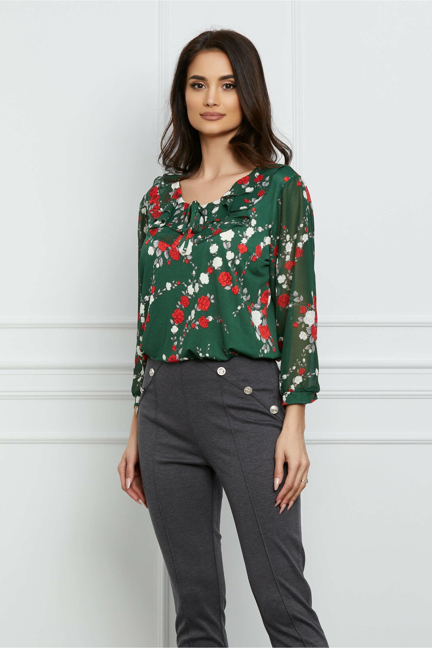 Bluza Isabela verde cu trandafiri albi si rosii