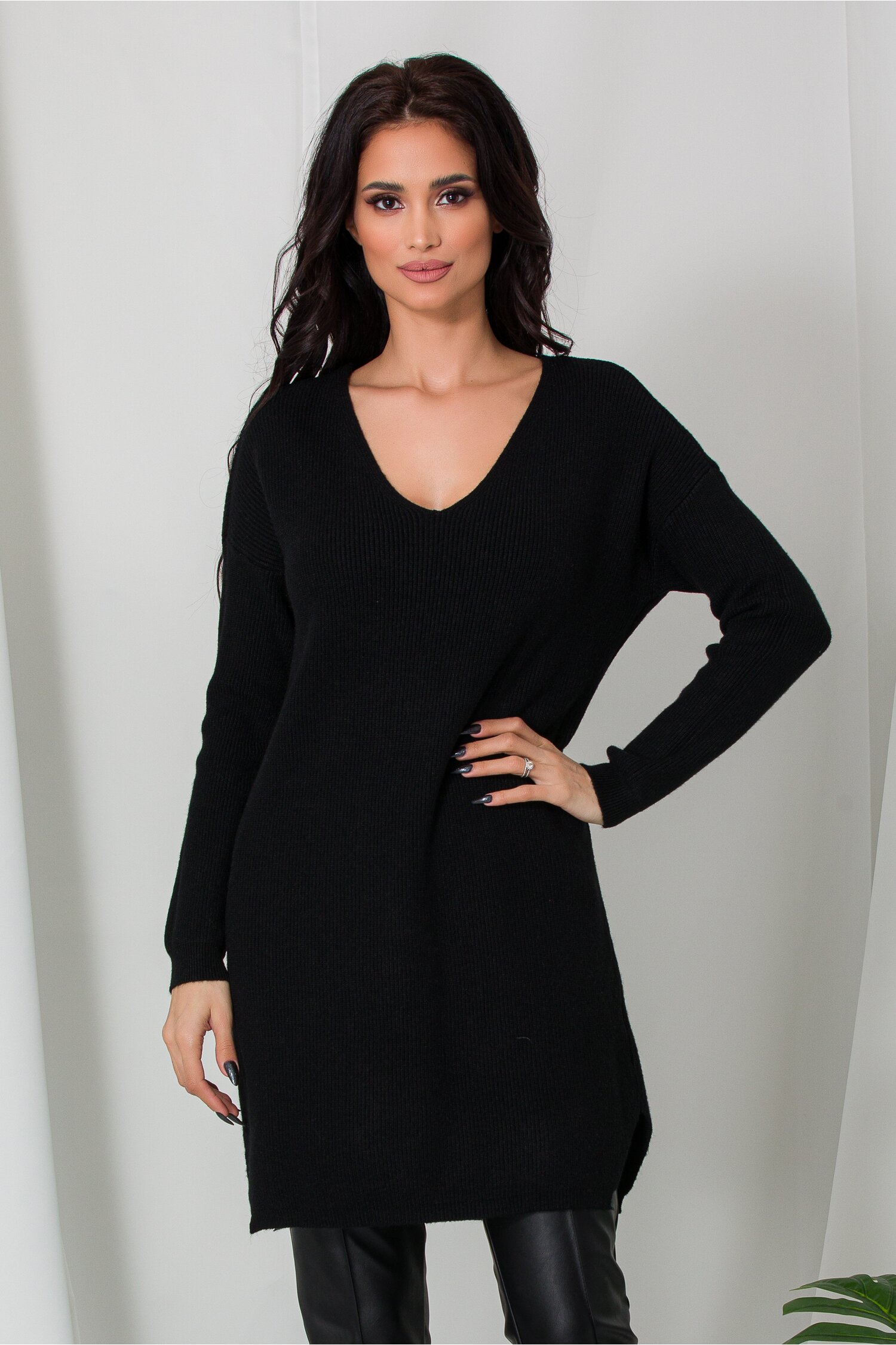 Bluza lunga Samira neagra din tricot