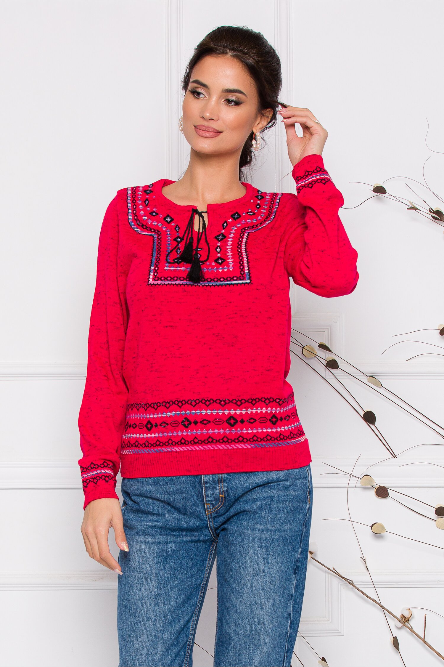 Bluza Mara rosie lejera cu imprimeu in stil traditional