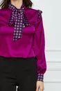 Bluza MBG magenta cu funda la guler si volanase la umeri