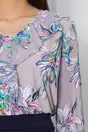Bluza Sabrina gri cu imprimeu floral turcoaz si volan