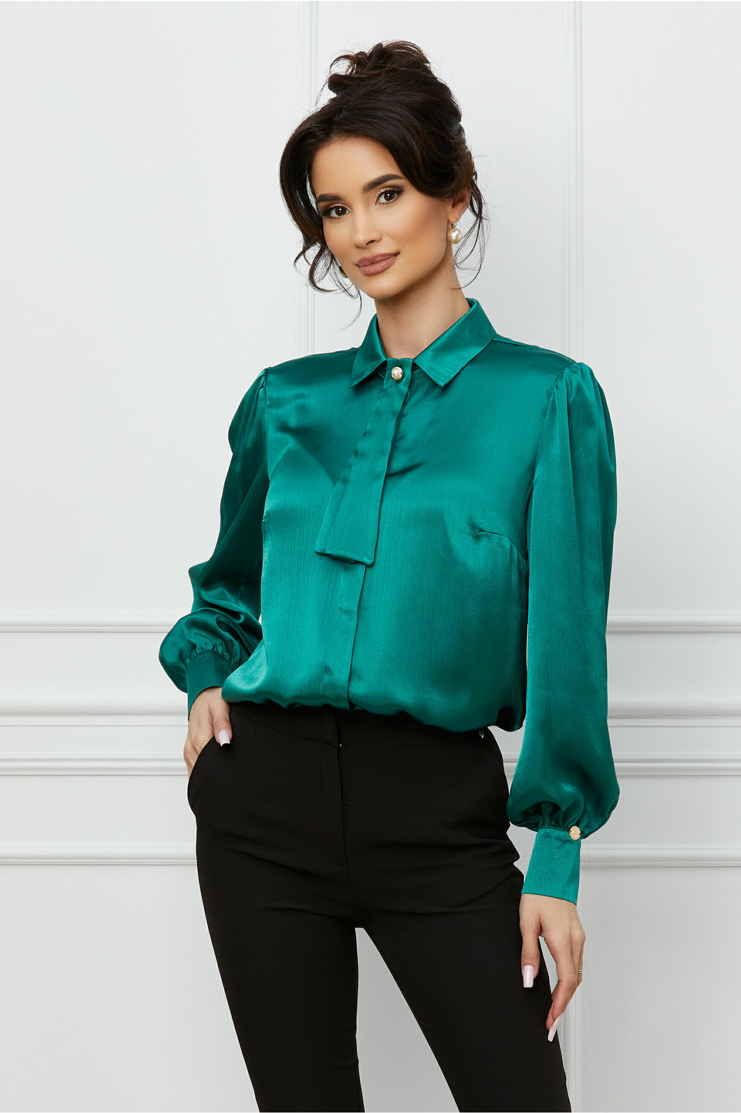 Camasa Dy Fashion verde cu aplicatie tip cravata La Reduecre – Livrare și Retur Gratuit Bluze & Cămăși 2023-09-29