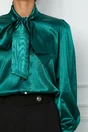 Camasa LaDonna verde metalizat cu guler tip esarfa si nasturi perlati