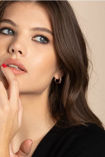Cercei Classy bej cu pietre stralucitoare