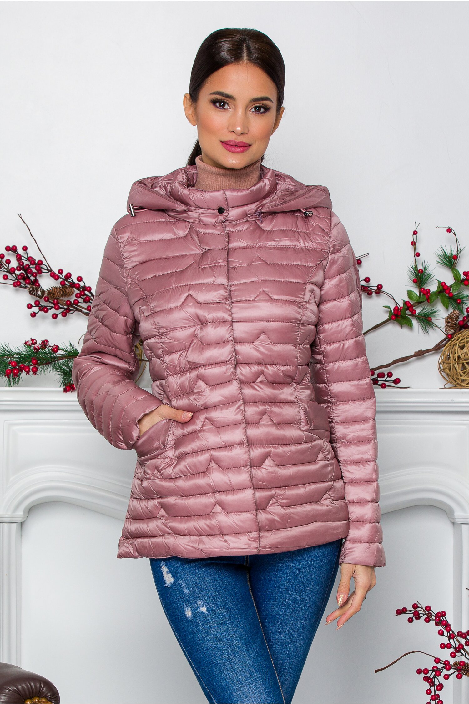 Geaca Nicole roz cu gluga detasabila