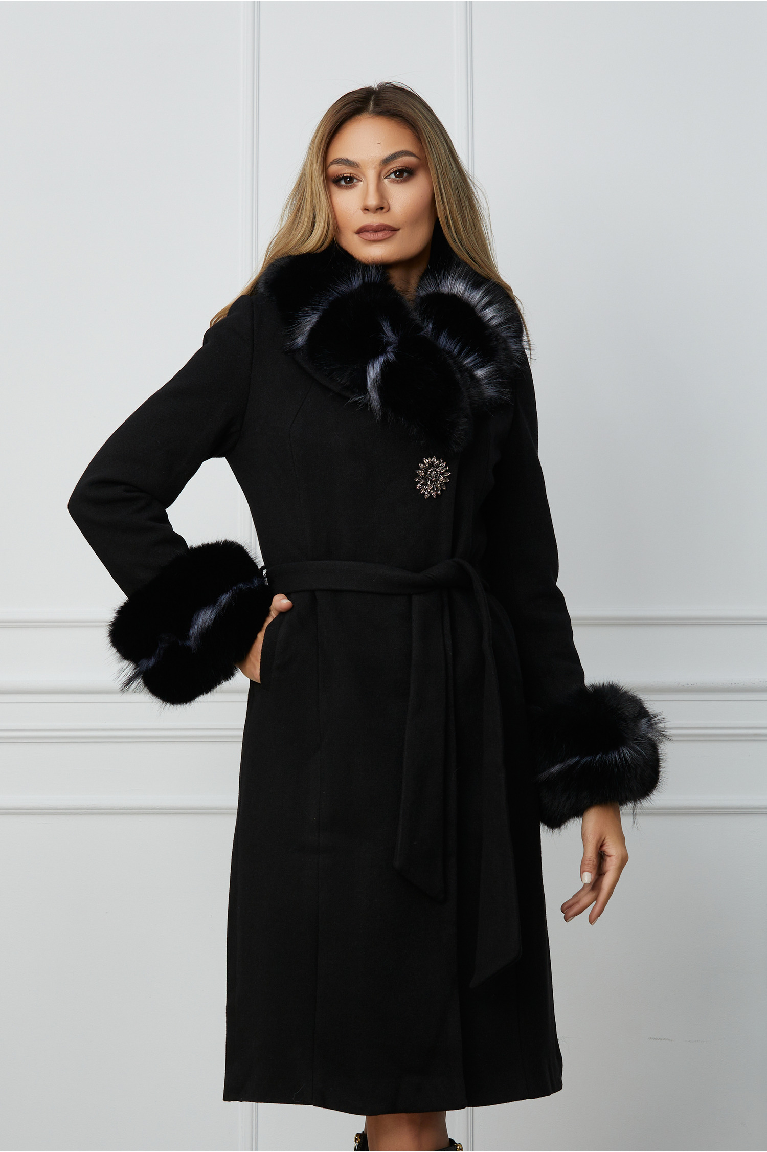 Palton Barbara negru lung cu blanita si cordon in talie dyfashion.ro imagine noua 2022