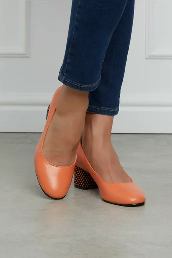 Pantofi Aron orange office cu toc jos si buline 3D