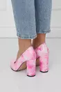 Pantofi dama lacuiti cu accente de roz si alb in degradee