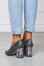 Pantofi Yadira din piele naturala gri cu imprimeu geometric