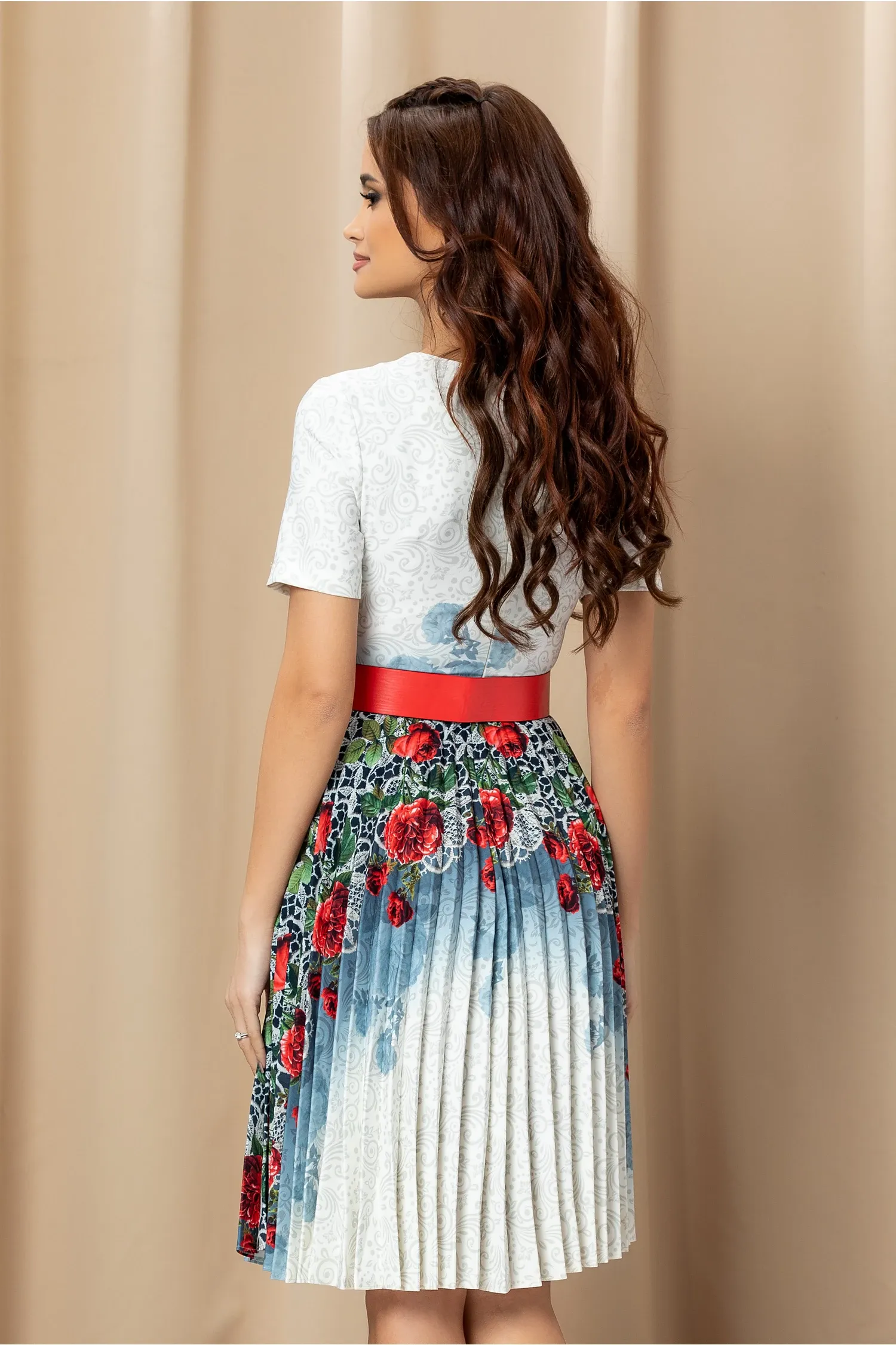 Rochie Iustina ivoire cu albastru si imprimeu floral rosu 2