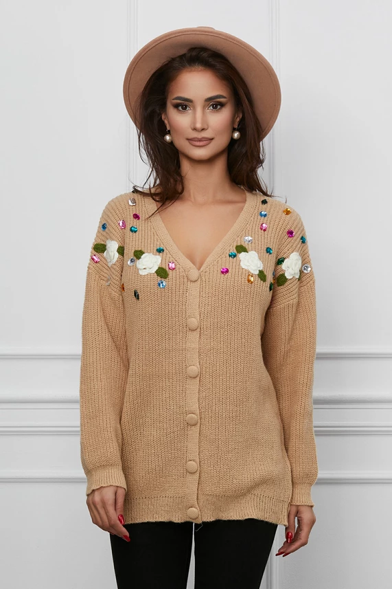 pulover-amy-bej-cu-pietre-colorate-si-flori-3d-1247708-1011888-2.webp