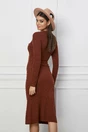 Rochie Alesia maro din tricot cu nasturi perlati la bust