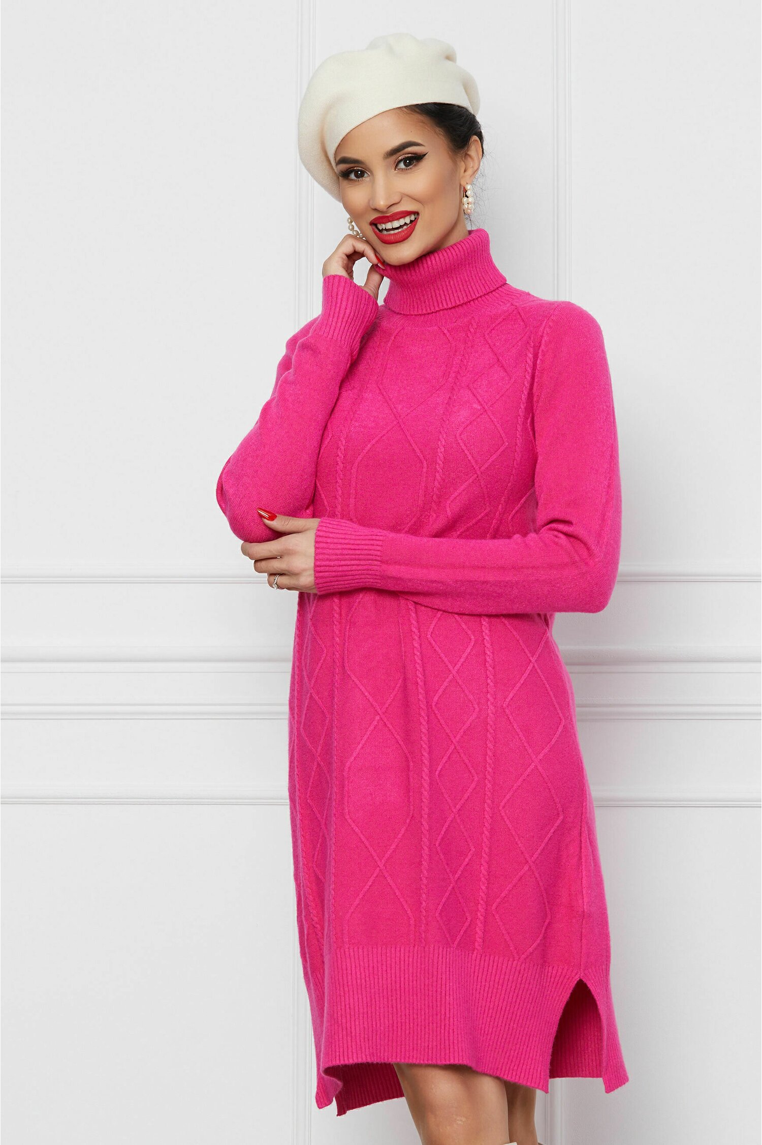 Rochie Anemona fucsia din tricot - Rochii-Dama.ro