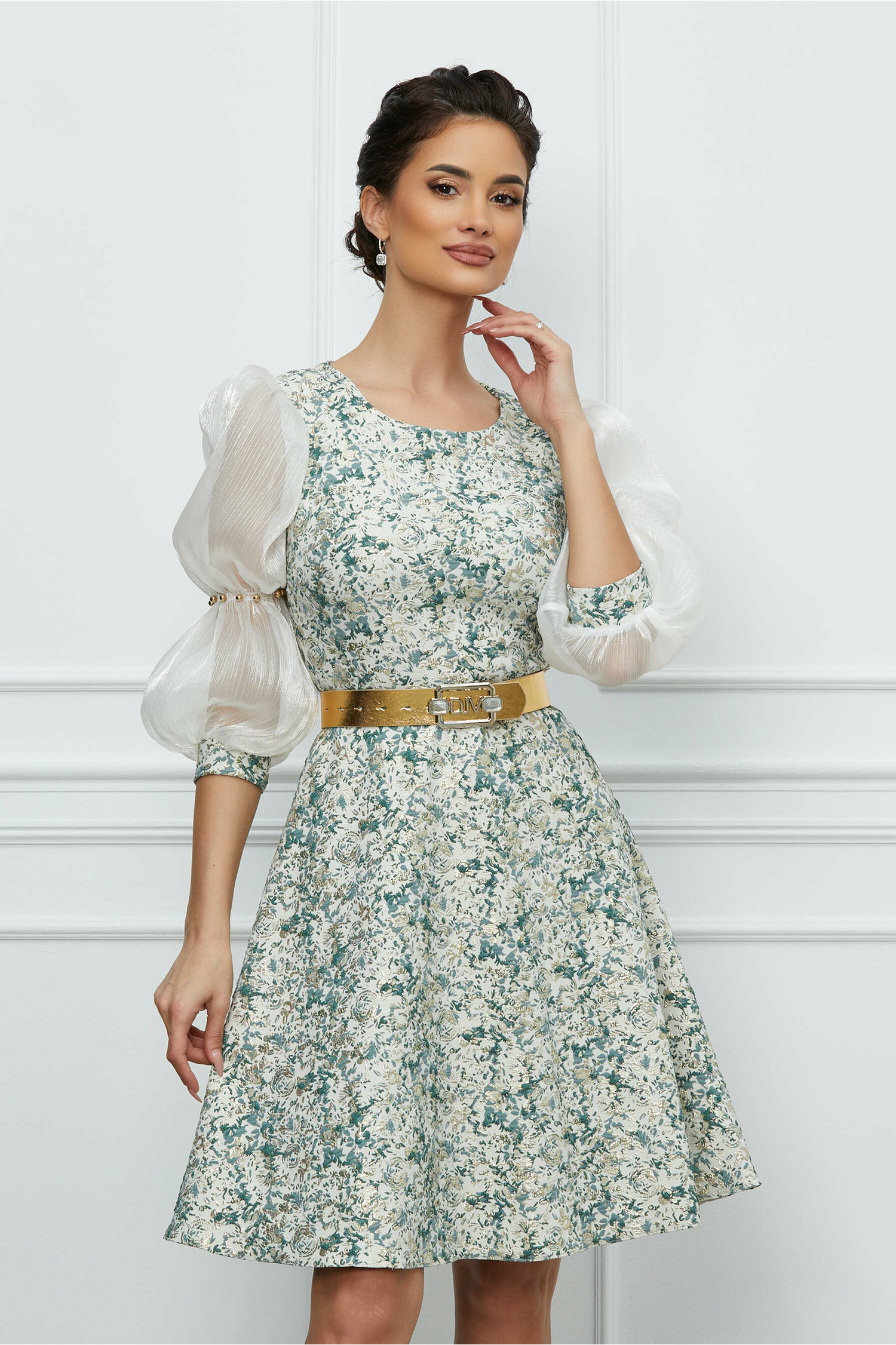 Rochie Daliana ivory cu imprimeuri aurii si verzi