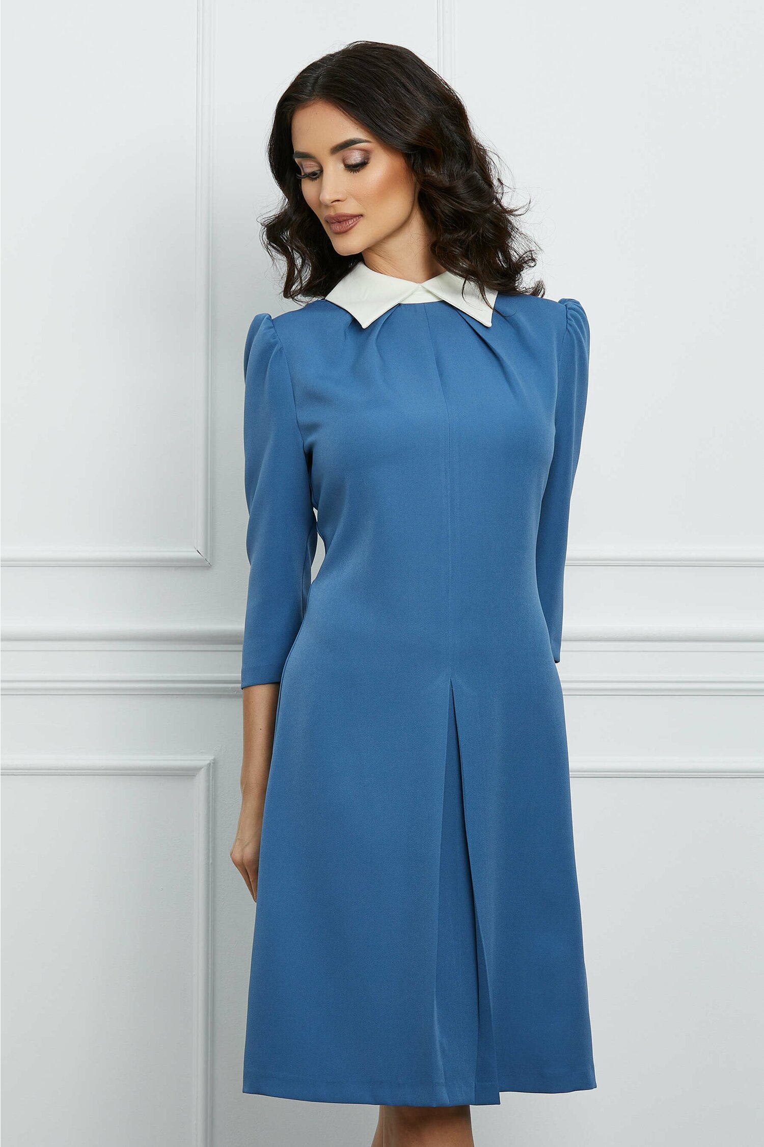 Rochie office bleu cu guler alb ascutit