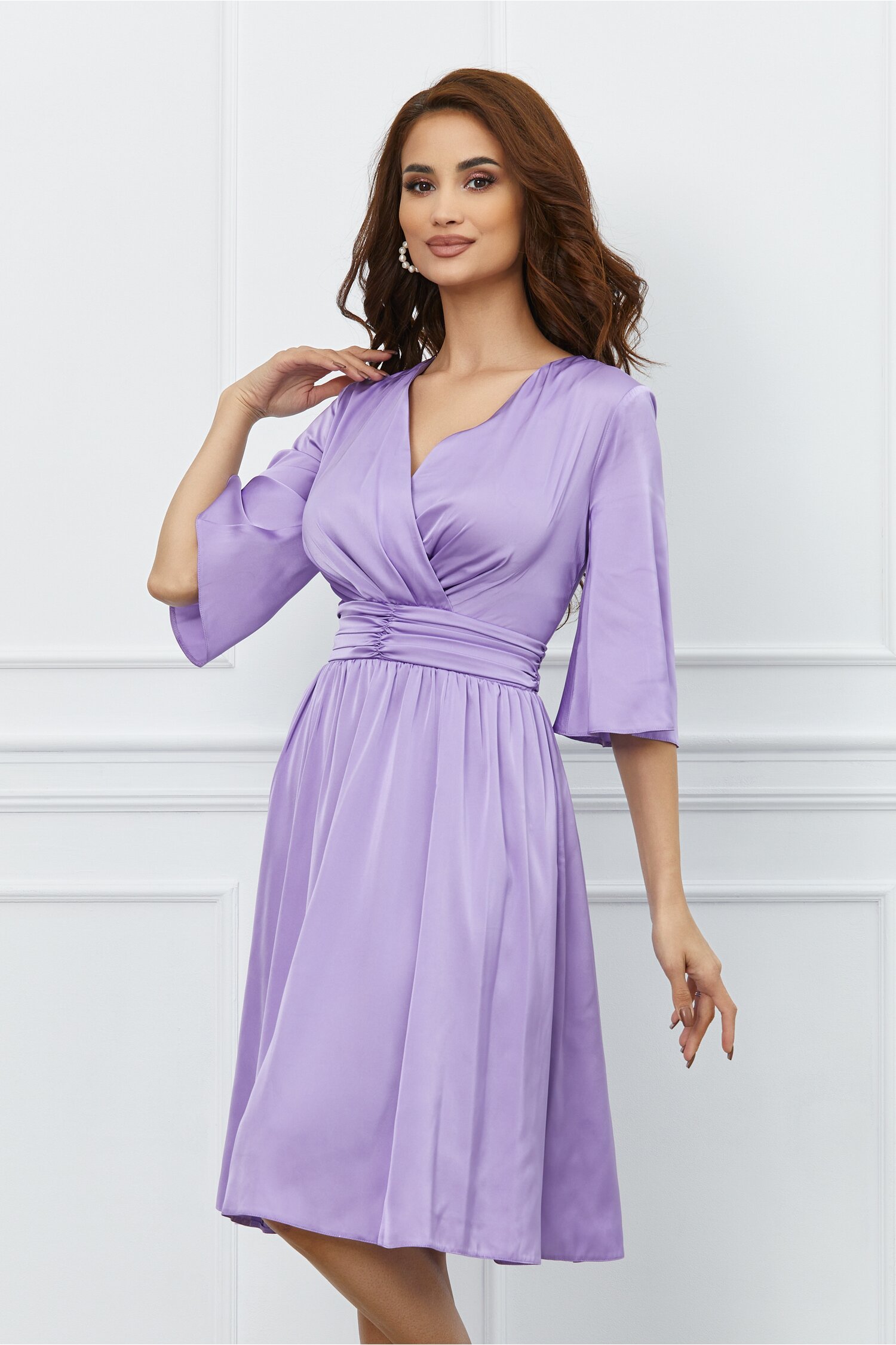 Rochie Dy Fashion lila cu decolteu petrecut