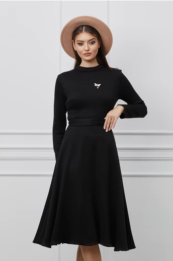 Rochie Dy Fashion neagra din tricot cu aplicatie detasabila la bust