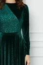Rochie Dy Fashion verde din catifea cu paiete la bust