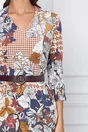 Rochie Fabiana bej cu imprimeuri diverse bleumarin