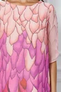Rochie Fiona roz cu imprimeu divers